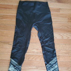 K-Deer Black w Silver Foil Sneaker Length Leggings
